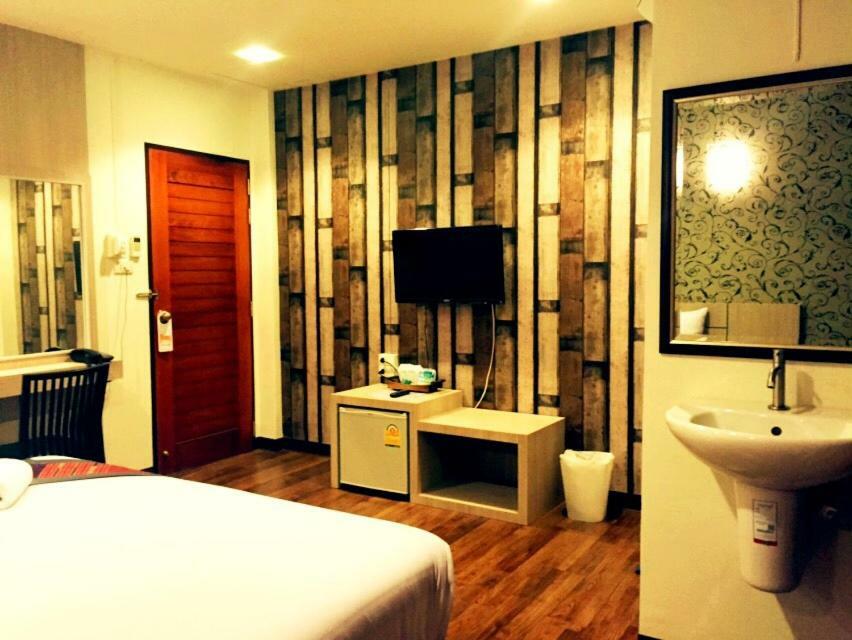 P-Residence Hat Yai Buitenkant foto